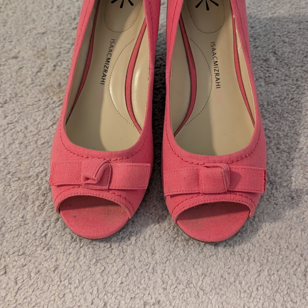 Isaac Mizrahi Coral Peep Toe Heels
